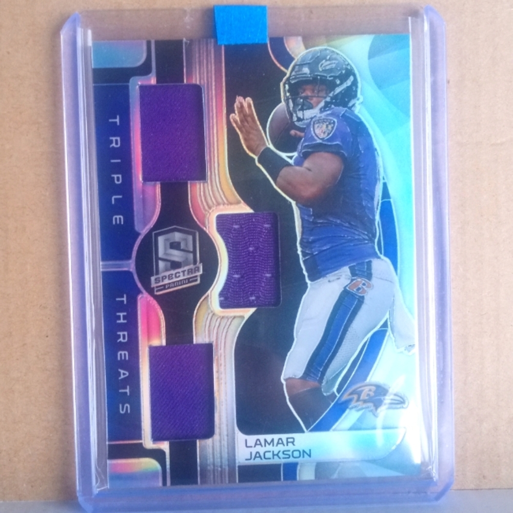 🏈🏆Lamar Jackson MVP "Spectra Triple Threats Patch - Purple 44/99" Insert🏆🏈